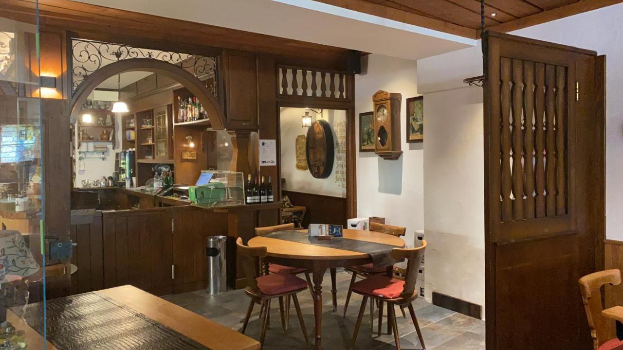 Gasthaus Zum Hirschen Штауфен-им-Брайсгау Экстерьер фото