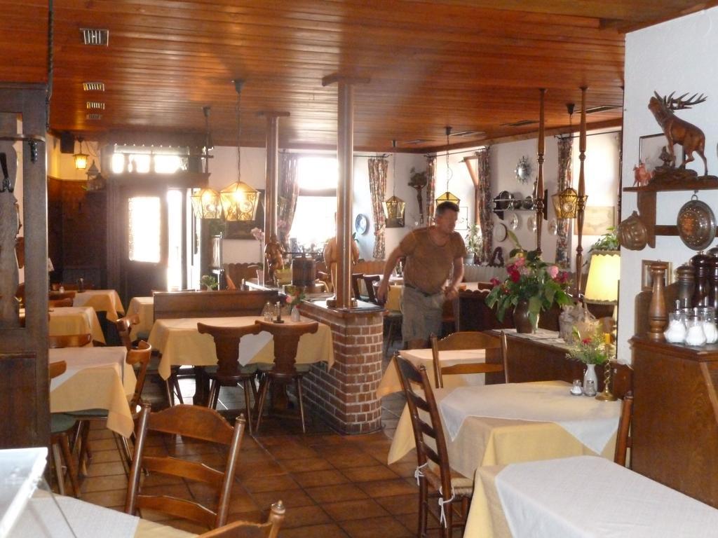 Gasthaus Zum Hirschen Штауфен-им-Брайсгау Экстерьер фото